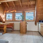 Laile Apartmán *